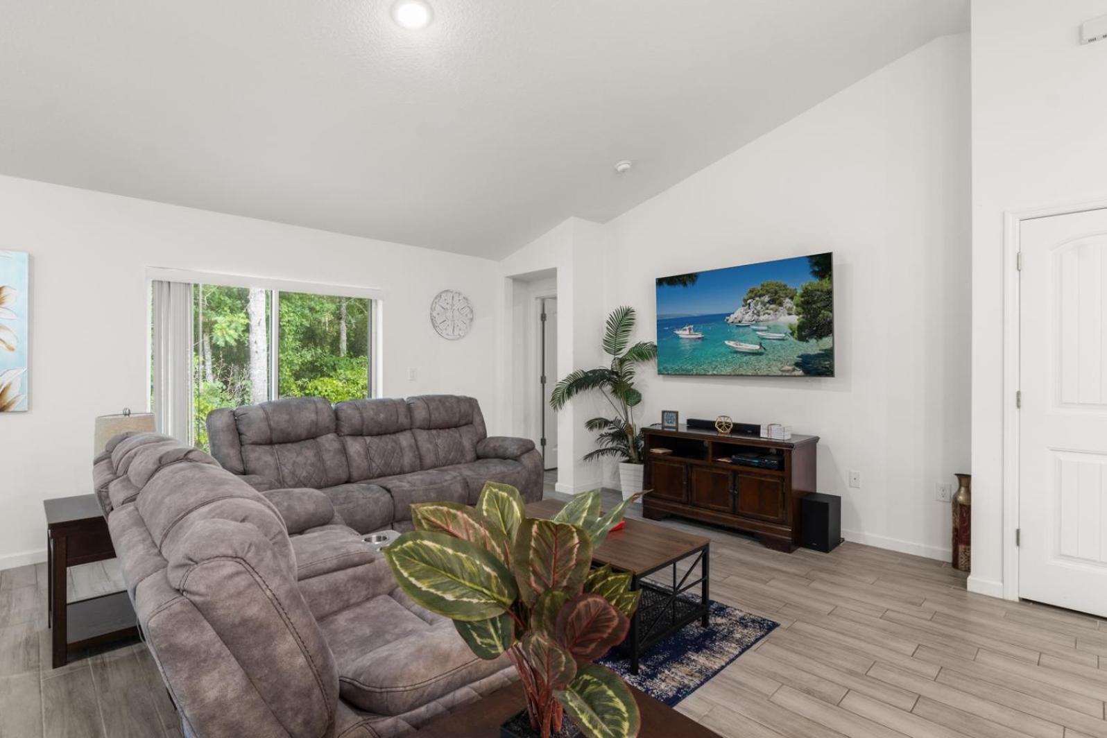 Cozy 4 Bedrooms New Construction Home Poinciana Exterior photo